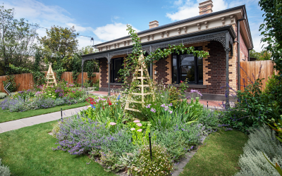 Landscape Design: Charming Cottage Garden